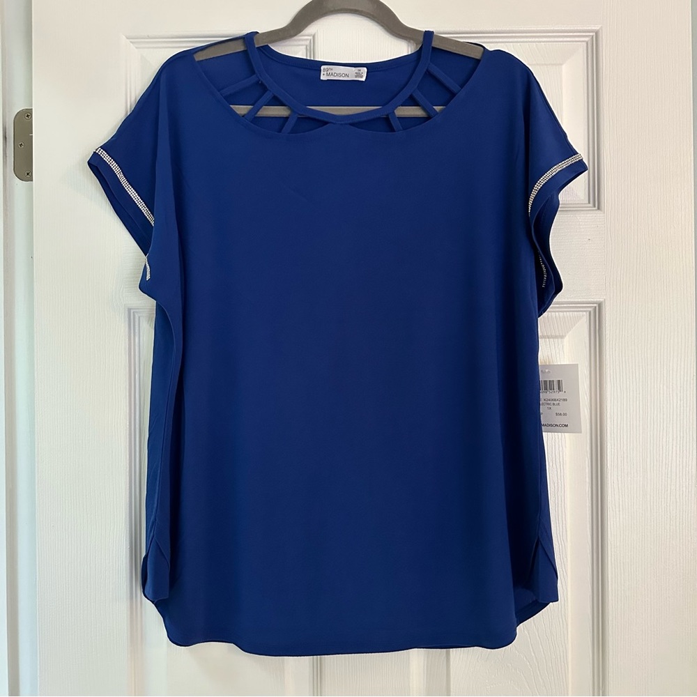 NWT 1X cobalt blue short-sleeve blouse with rhinestone-trimmed sleeve